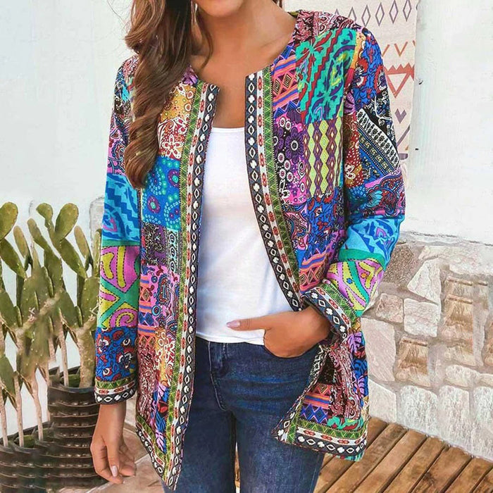 Breathable women's coat – flattering fit, soft fabric, for casual and formal occasions 2