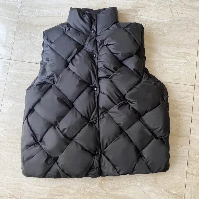 Black / M