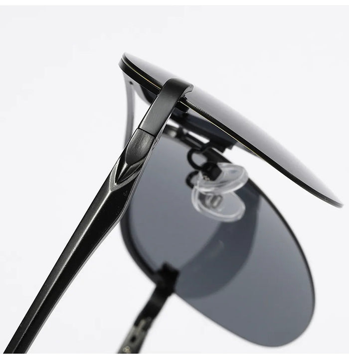 Hochwertige polarisierte Sonnenbrille für Herren und Damen – metallischer Rahmen, verspiegelte Gläser, ideal für den Sommer 6