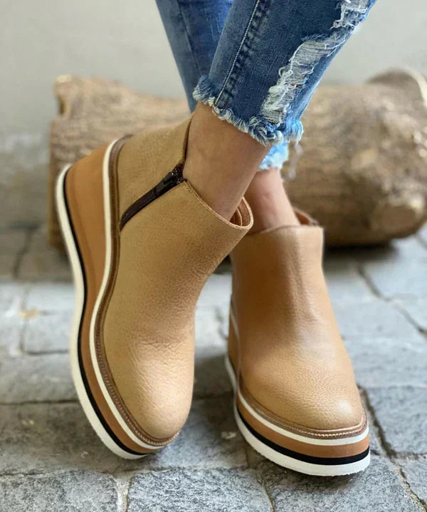 Luxurious Women's Leather Boots with Medium-High Heel for All-Day Comfort and Classic Style-5