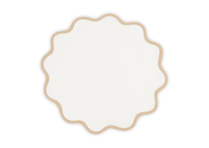 Matouk Scallop Edge Placemat - set of 4 - Oat