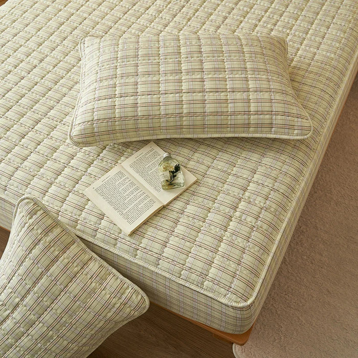 Mattress Protector Quilted Plaid Cover Breathable Antibacterial Bedding Fall 2025 Fresh Sleep