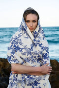 Color_Vanilla China Blue Damask