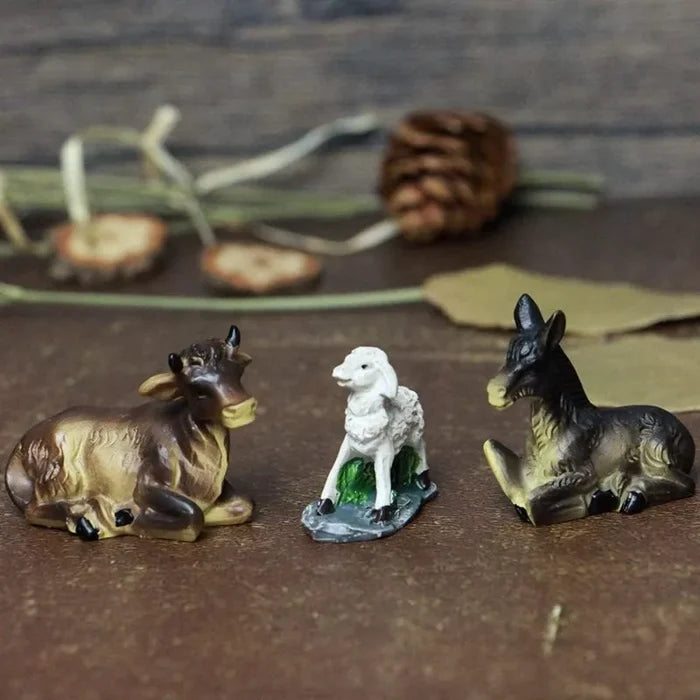Nativity Set 11-Piece Resin Catholic Figurines Christmas Decor Centerpiece Traditional Manger Scene Gift