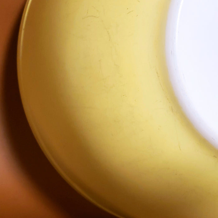 PYREX 10 1/2" Primary Yellow 4 Quart Mixing Bowl #404 c. 1950's