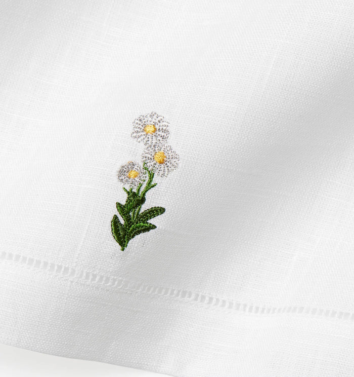 Sferra Fiorenza Guest Towel - Daisy (April)