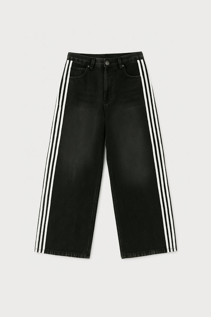 Wide Leg Jeans with Embroidered Cross Design, Unisex Y2K Style, Comfortable Baggy Fit, Sizes S to 3XL-2