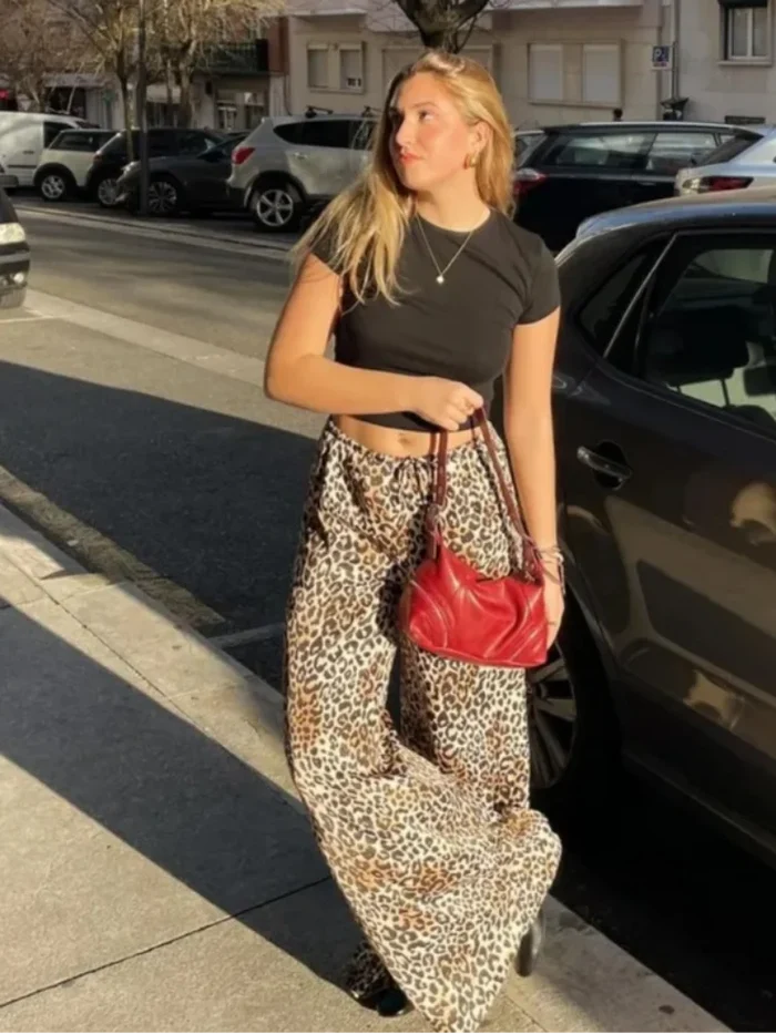 Wide Leg Leopard Print Pants for Women, High Waist Comfortable Trousers for Casual and Chic Occasions-2